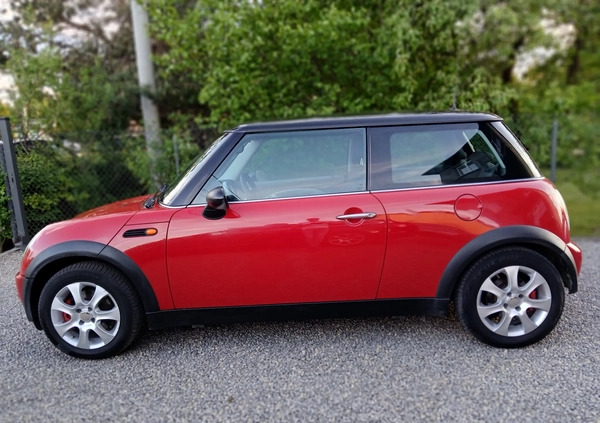 MINI ONE cena 12400 przebieg: 175000, rok produkcji 2004 z Zawiercie małe 121